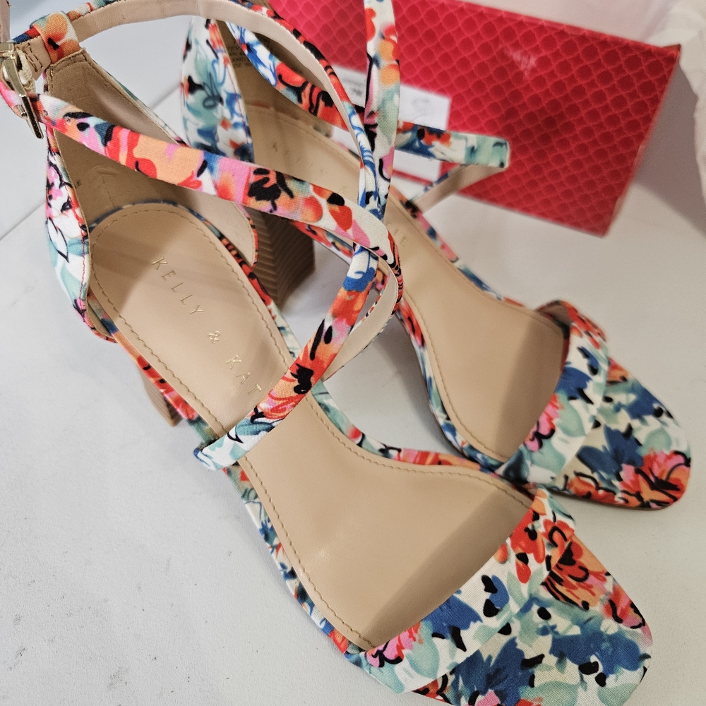 Kelly & Katie Floral Women's Heels